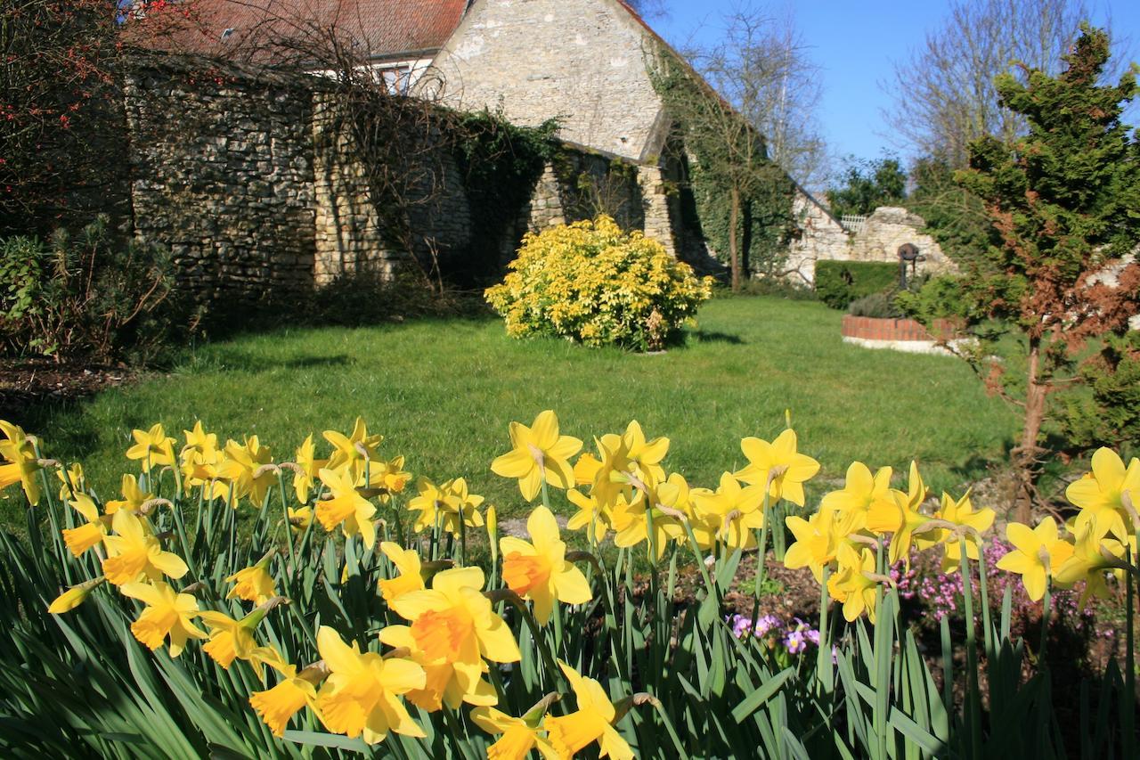 Bed and Breakfast Au Relais de Chaussy Chaussy  Exterior foto